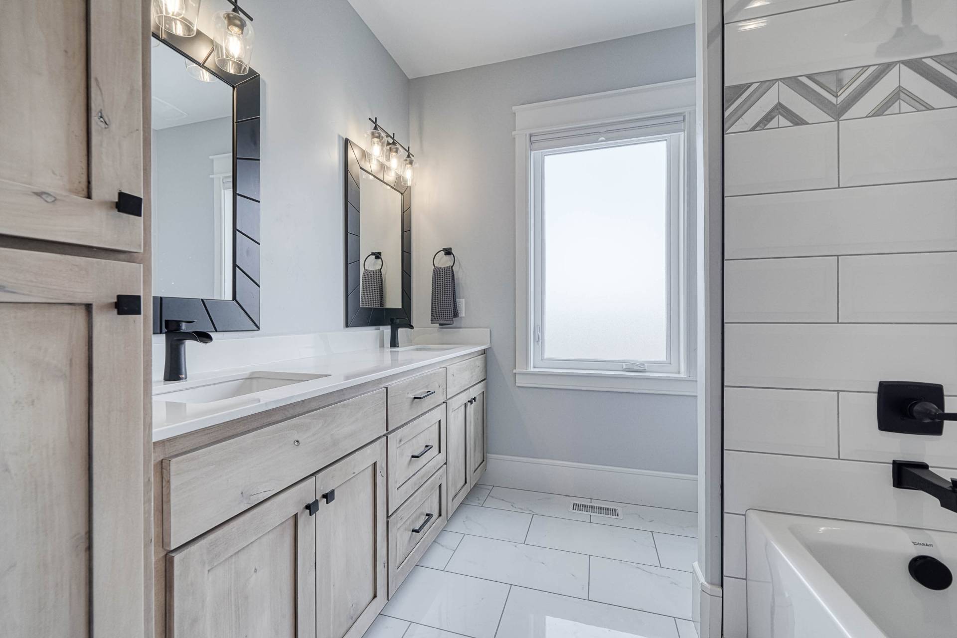 Green River Custom Home built by Four Peak Homes