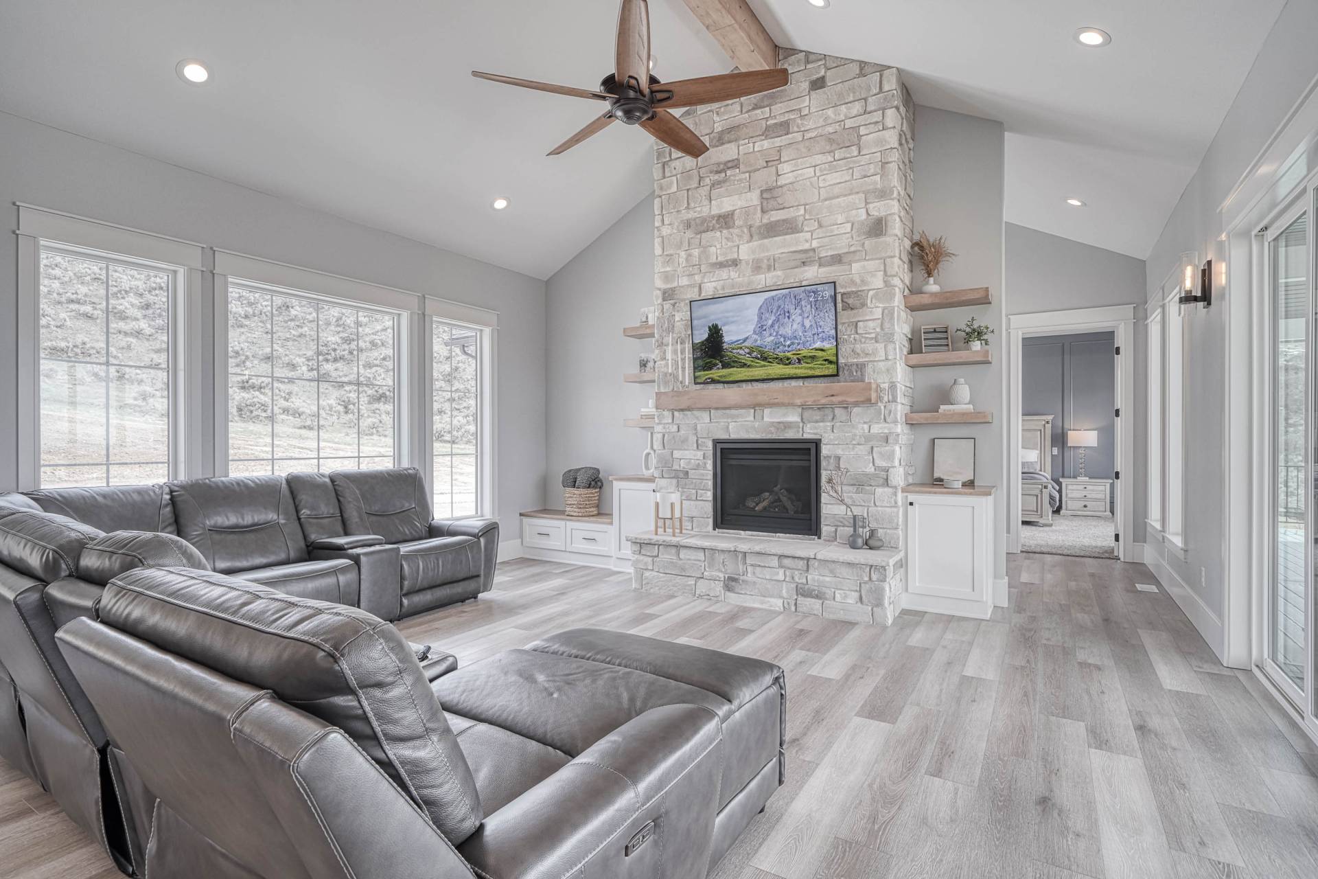 Green River Custom Home built by Four Peak Homes