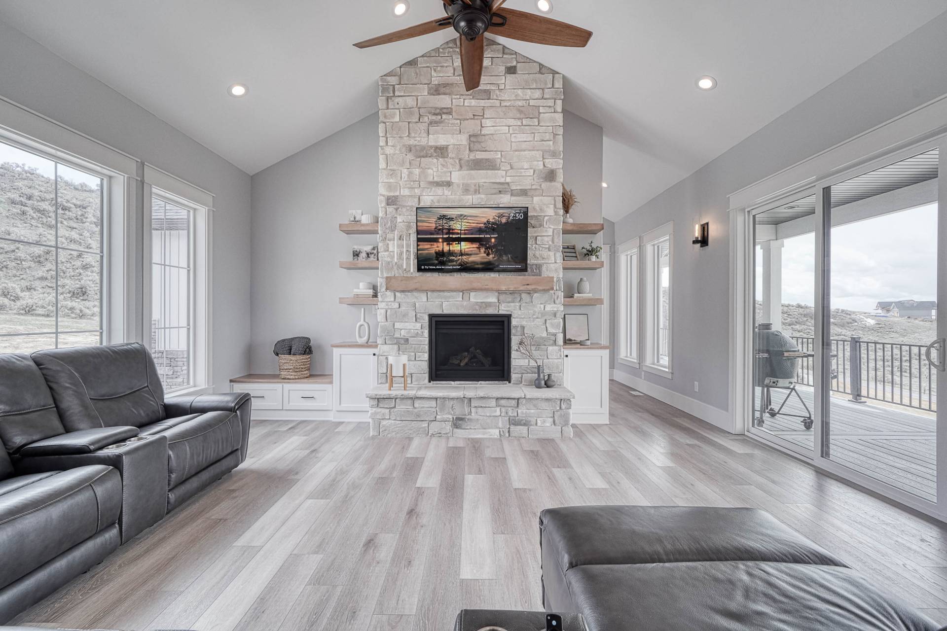 Green River Custom Home built by Four Peak Homes